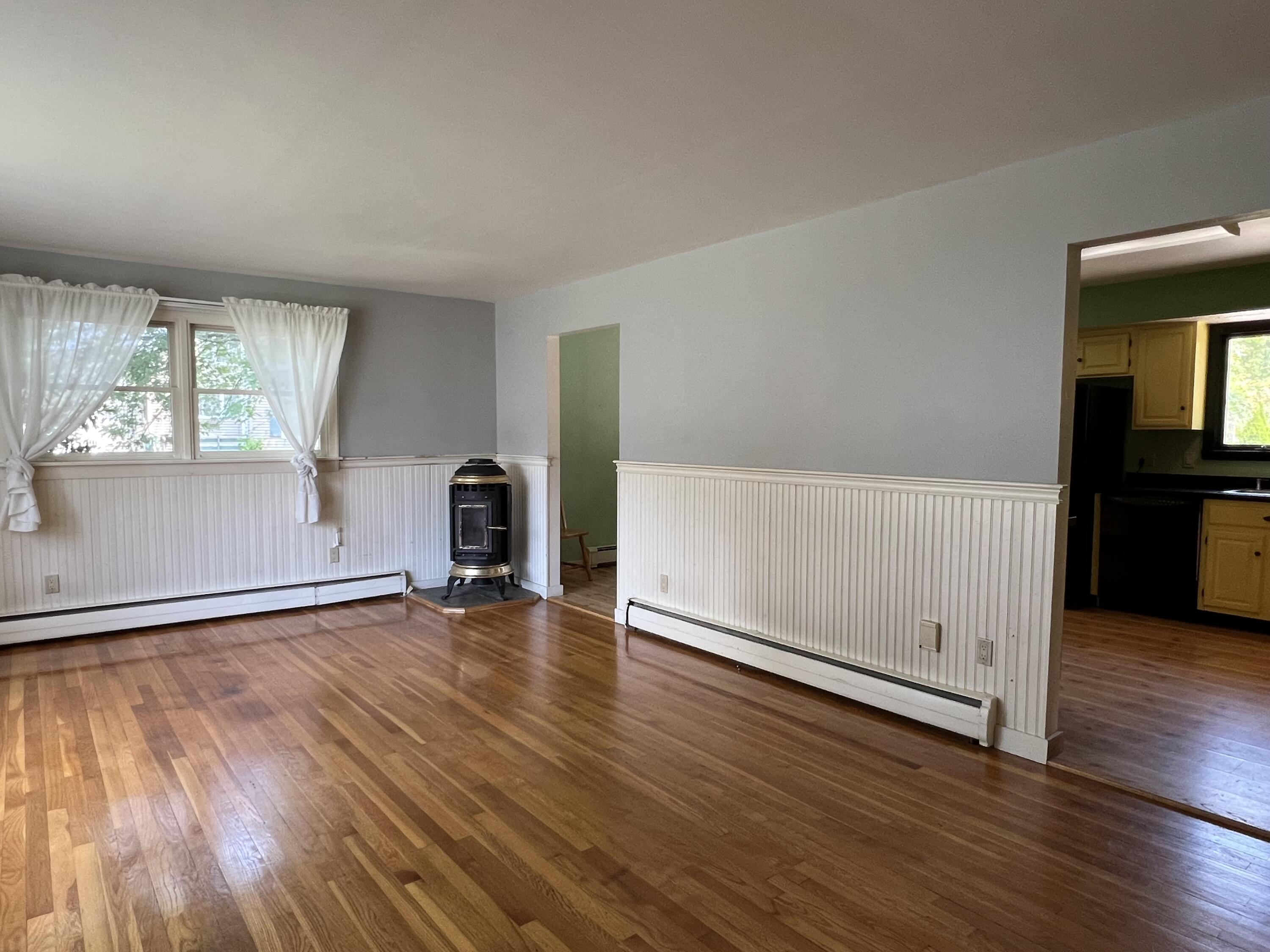 277 Pearl Street Bangor, ME 04401 - Photo 25 of 51 26 (2)