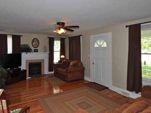 1205 Cola Hawkins Road Anderson, SC 29621 - Photo 3 of 19