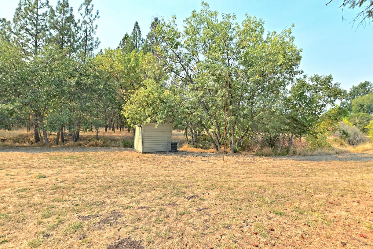 750 Ayres Road Eagle Point, OR 97524 - Photo 20 of 31 DSC_8826