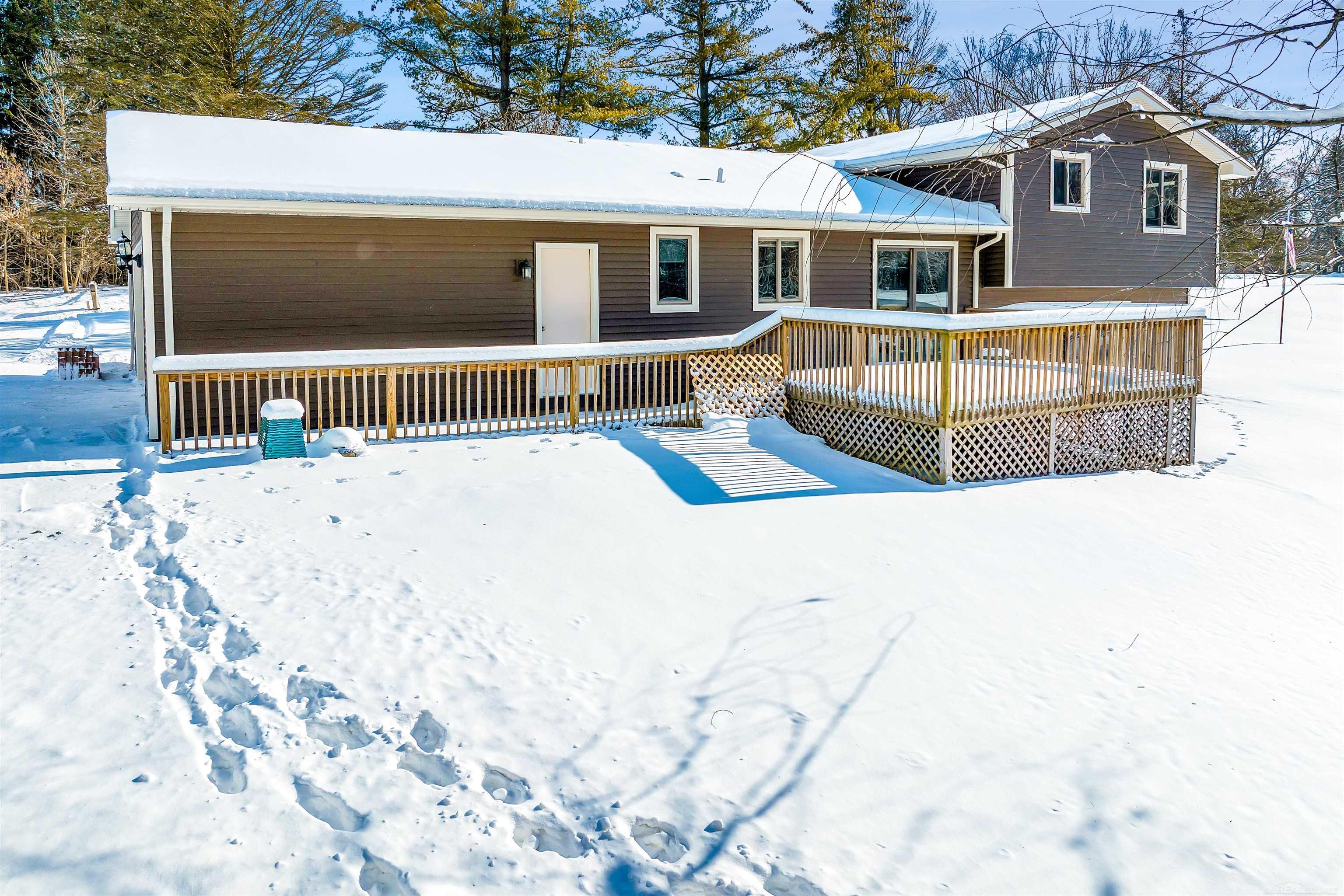 8665 Tindall Road Davisburg, MI 48350 - Photo 27 of 43 50131720-1bfbd445-fdb0-4cb8-aa58-2a0c668556e3.JPG