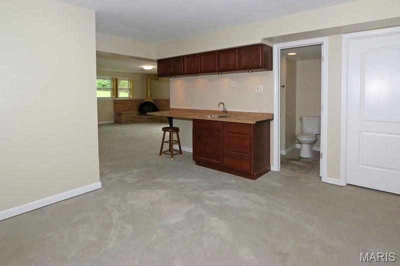 111 Green Acres Road St. Louis, MO 63137 - Photo 22 of 34 Gallery Image 22