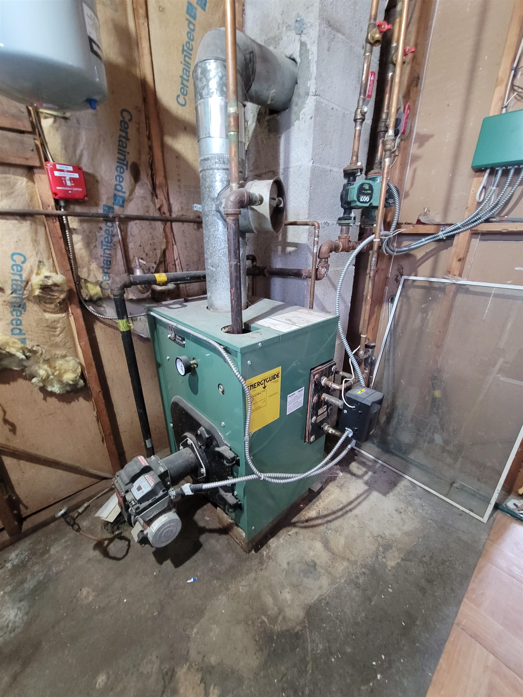 3 Gordon Road Derry, NH 03038 - Photo 23 of 32