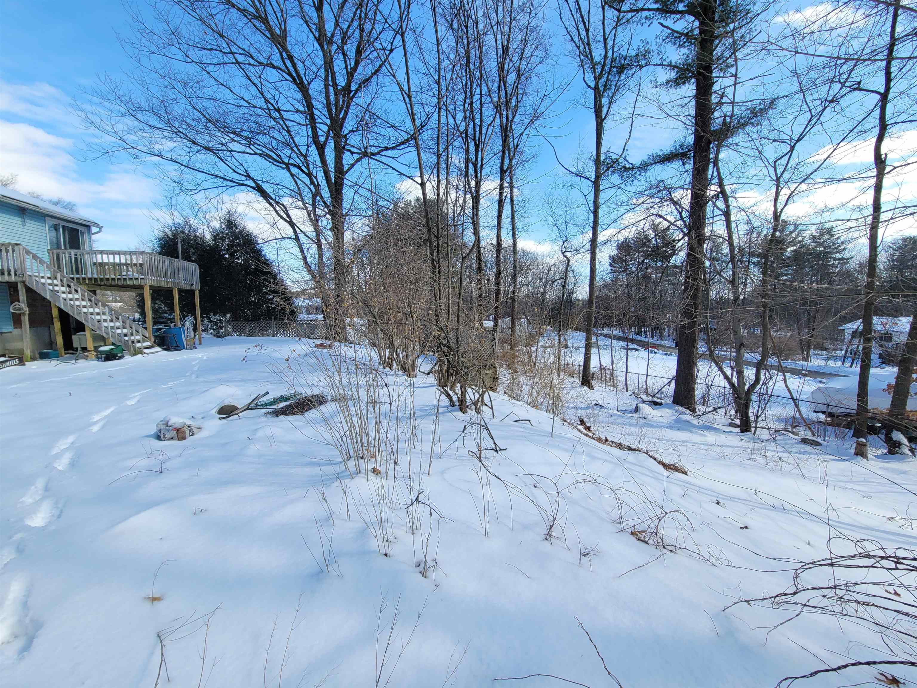 3 Gordon Road Derry, NH 03038 - Photo 27 of 32