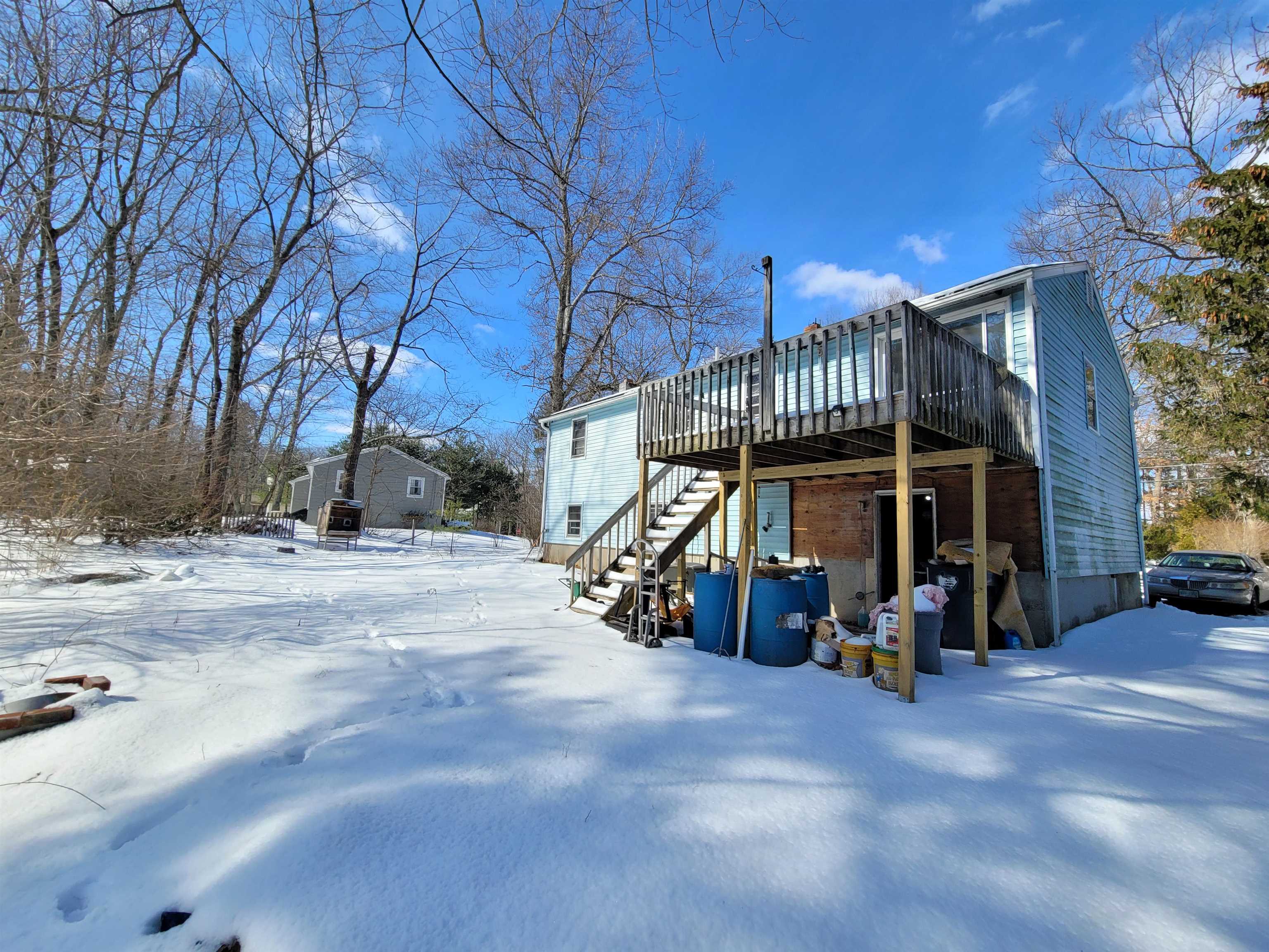 3 Gordon Road Derry, NH 03038 - Photo 28 of 32