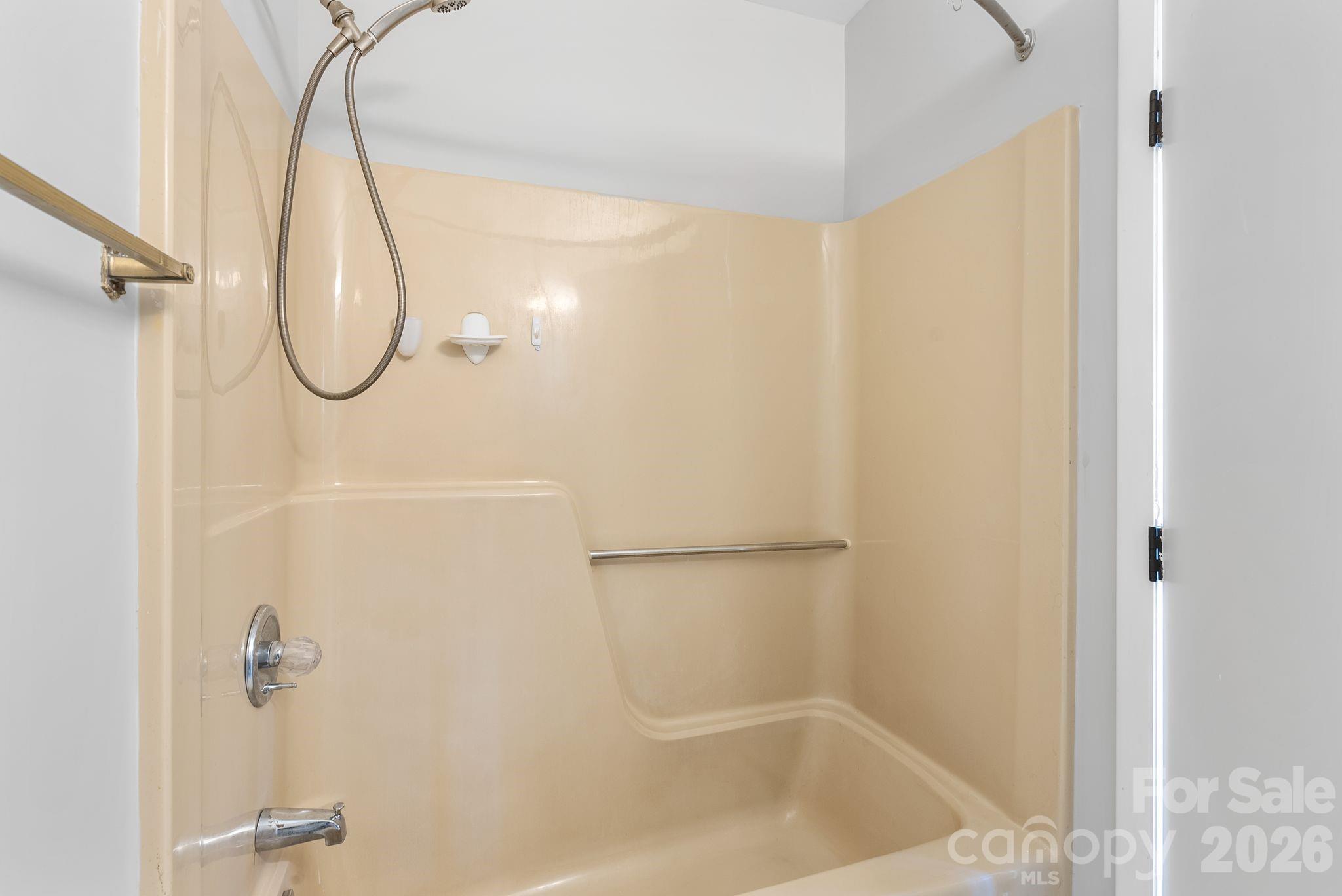 19 Browndale Road Asheville, NC 28805 - Photo 18 of 39