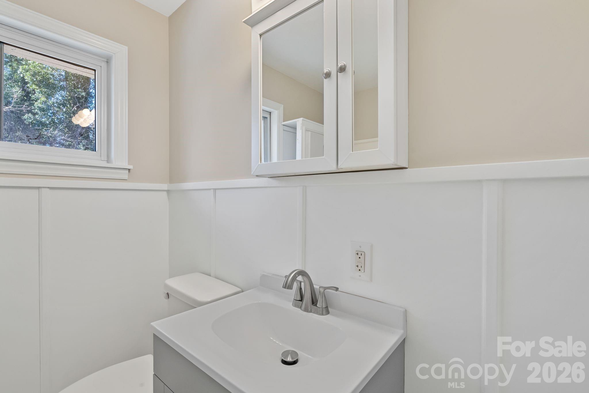 19 Browndale Road Asheville, NC 28805 - Photo 23 of 39