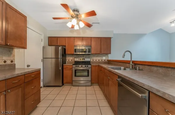 $475,000 | 205 Chatsworth Drive, Somerset, NJ 08873