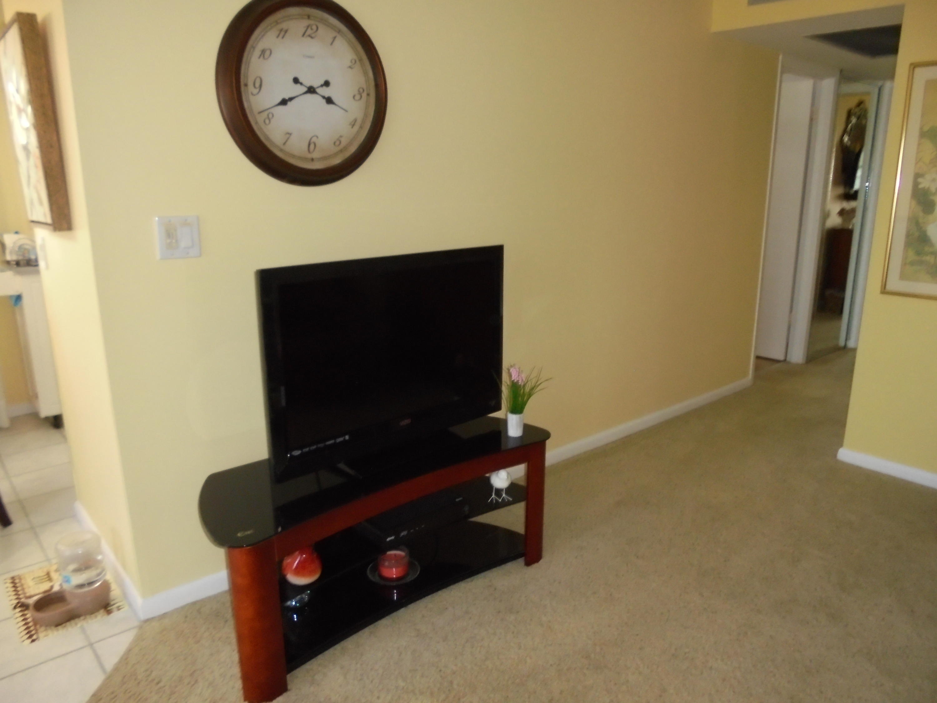 351 Dorset I Boca Raton, FL 33434 - Photo 8 of 22 351 Dorset I 003