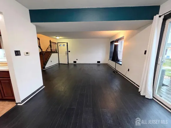 $2,600 | 86 Almond Drive, Somerset, NJ 08873