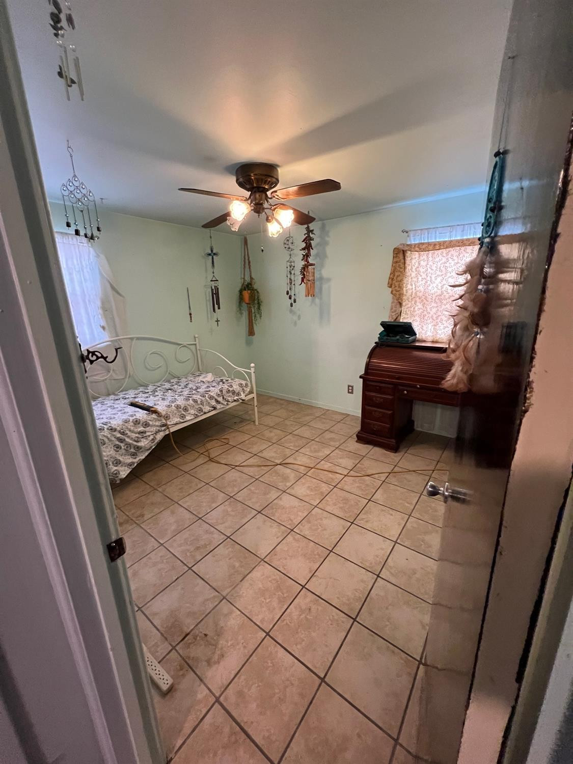 4812 46th Street Lubbock, TX 79414 - Photo 5 of 9 a living room with furniture