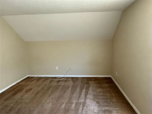 $2,500 | 6509 Bridgecrest Drive, Lithia, FL 33547