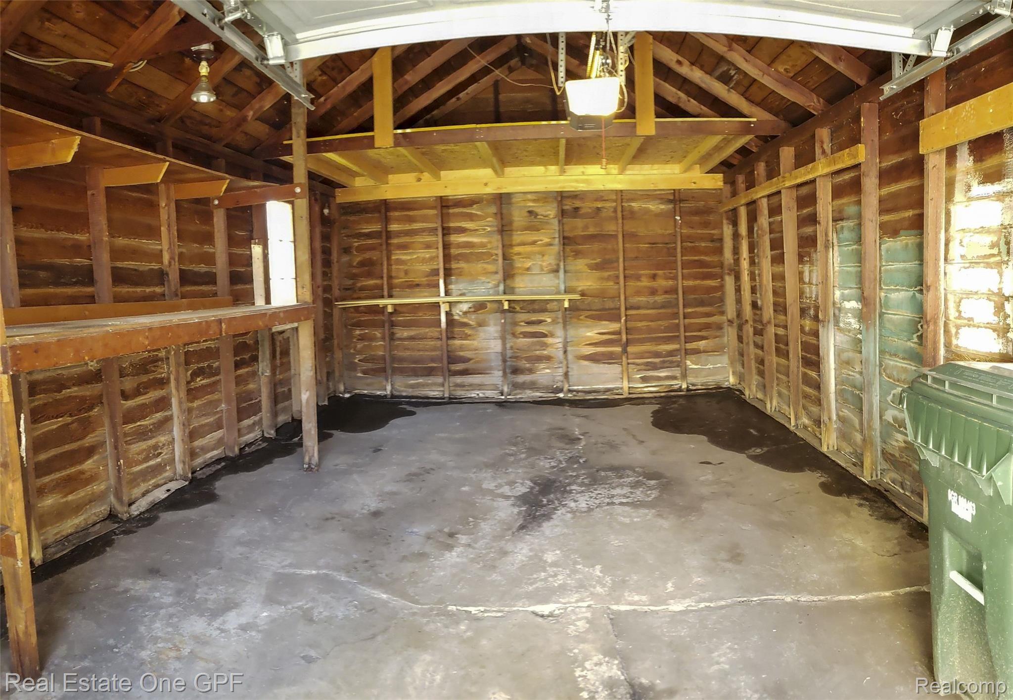 1325 Torrey Road Grosse Pointe, MI 48236 - Photo 33 of 38 13b 20220501_162558 copy 2.jpg