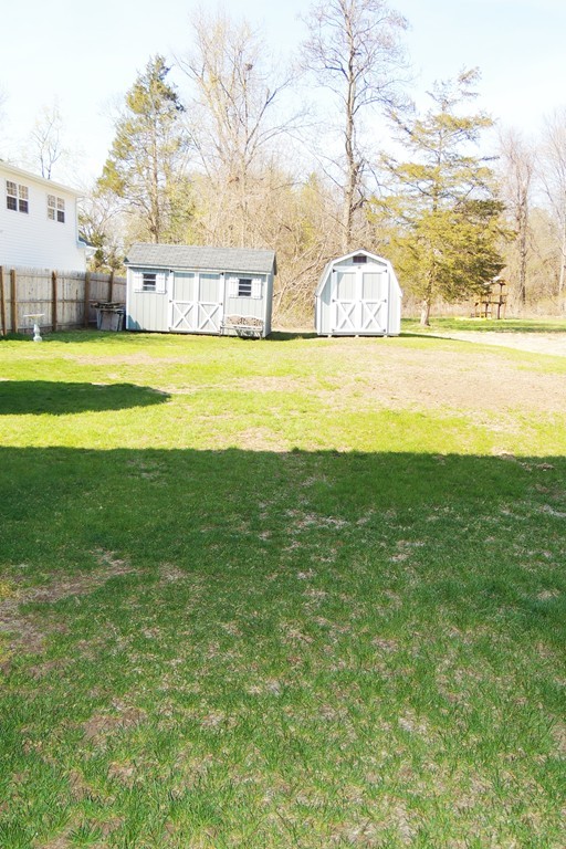 1576 Wilbraham Road Springfield, MA 01119 - Photo 4 of 4 Gallery Image 4
