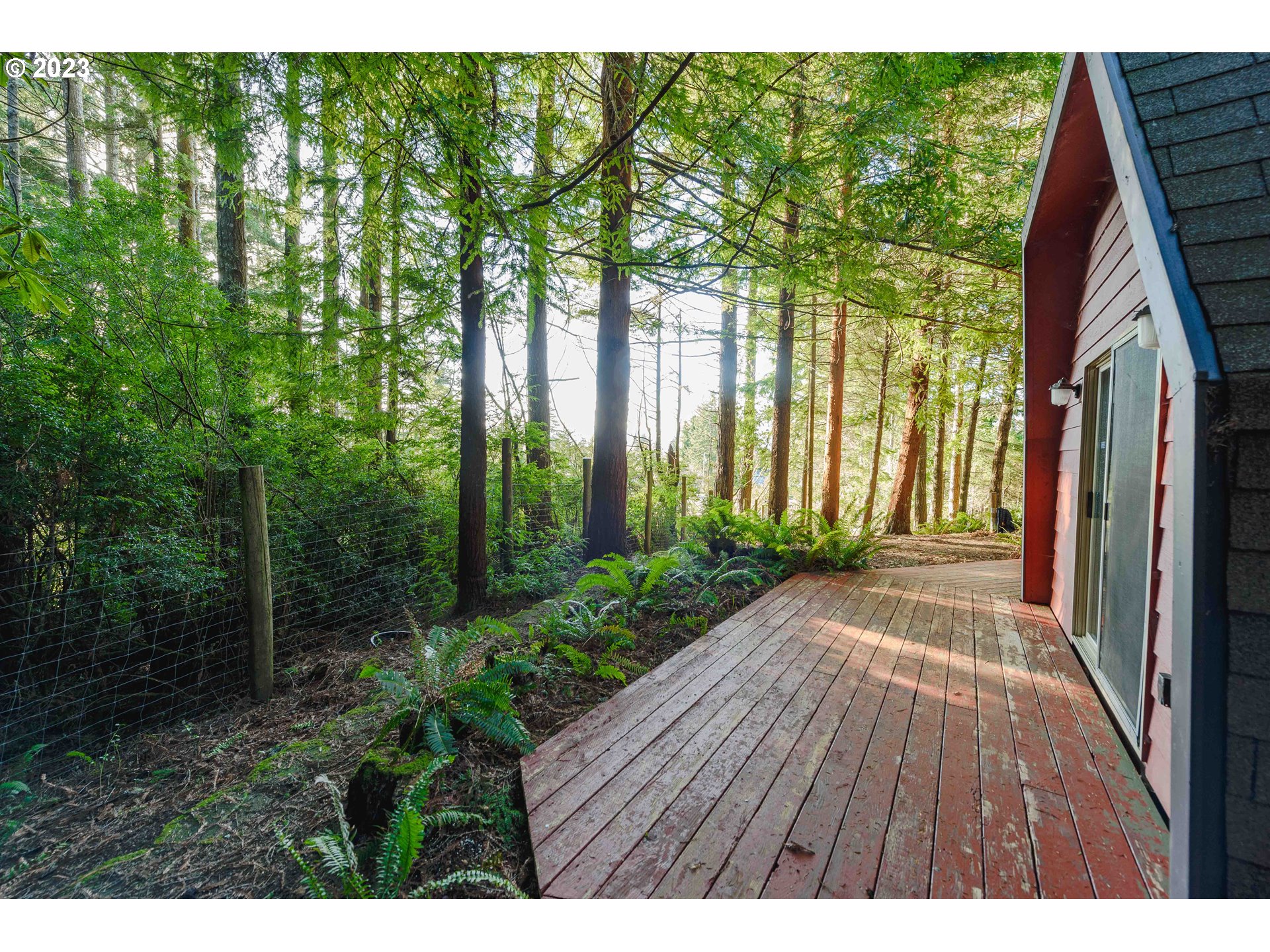 64333 Welch Road Coos Bay, OR 97420 - Photo 8 of 32 Gallery Image 8