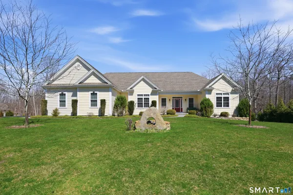 $799,900 | 25 Colburn Drive, Colchester, CT 06415