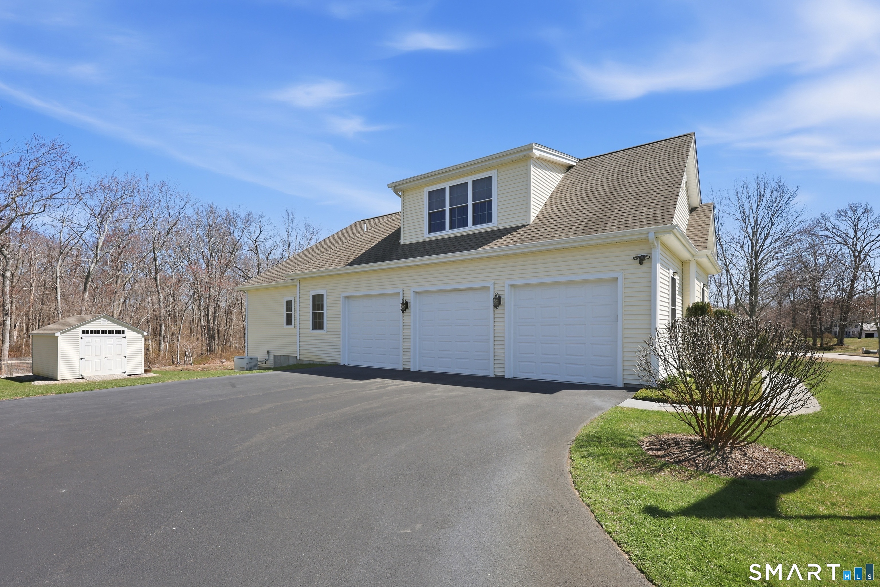 25 Colburn Drive Colchester, CT 06415 - Photo 4 of 39