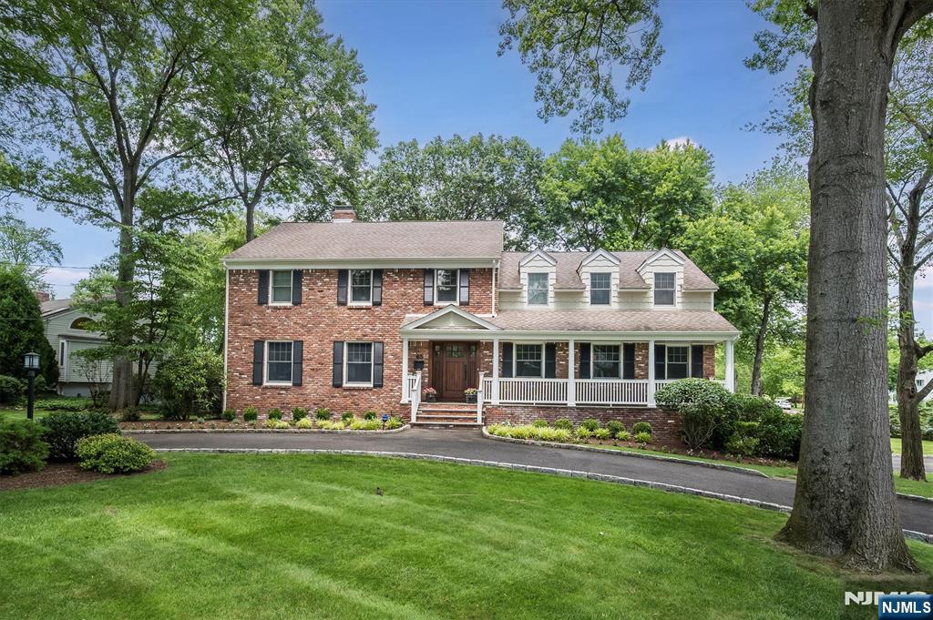 65 Plymouth Road Glen Rock, NJ 07452 - Photo 1 of 50