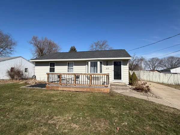 $192,000 | 613 B And L Drive, Schoolcraft, MI 49087