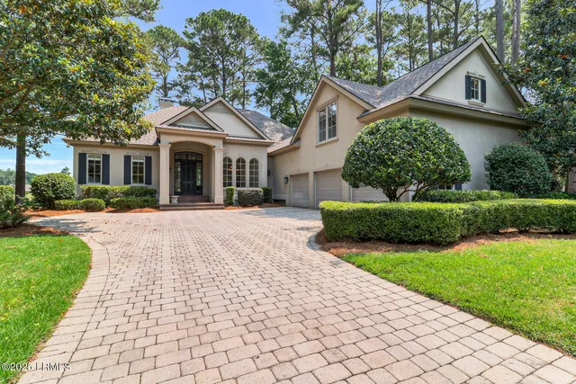 $884,000 | 45 Manchester Court, Bluffton, SC 29910