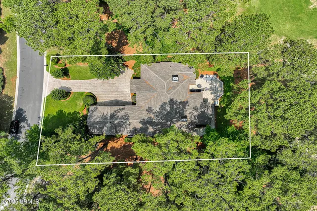 $884,000 | 45 Manchester Court, Bluffton, SC 29910