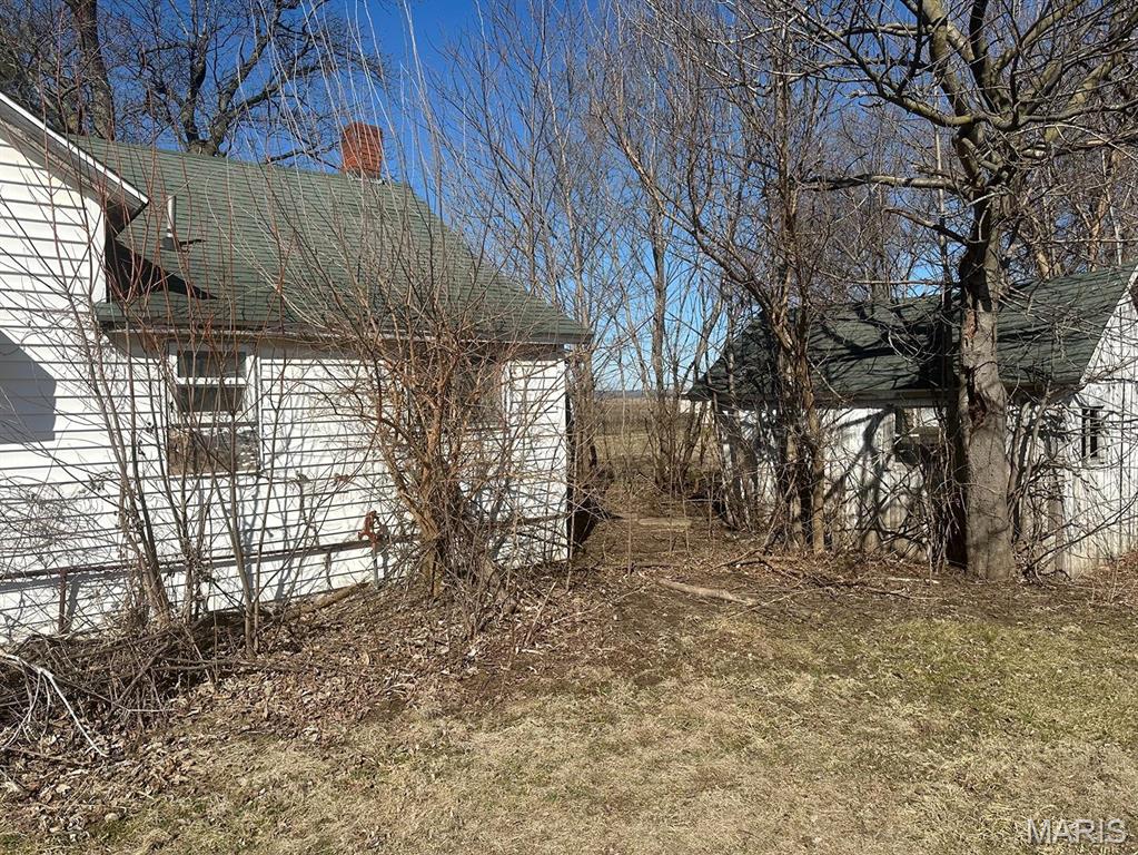 350 Locust Street Eldred, IL 62027 - Photo 4 of 7