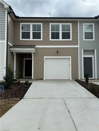 $1,799 | 877 Falls Grove Trail, High Point, NC 27265