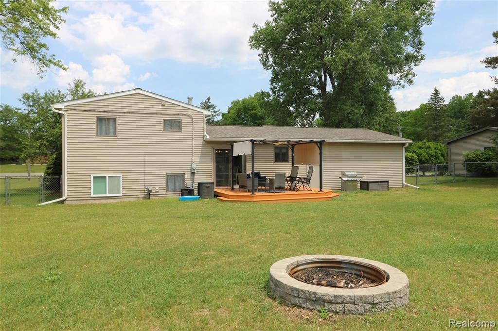 5321 Coldwater Road Lapeer, MI 48446 - Photo 20 of 23 Gallery Image 20