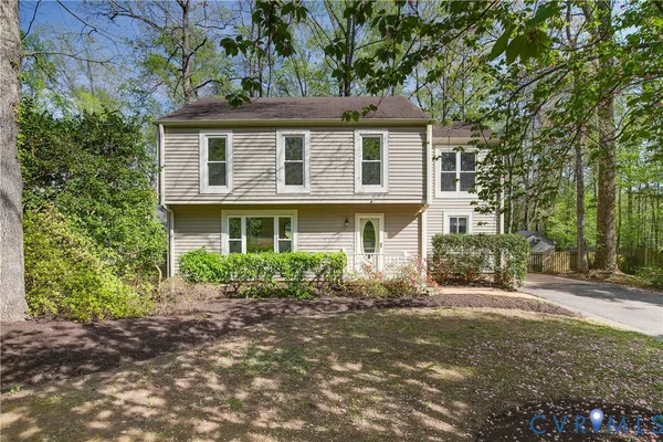 $495,000 | 10123 Idlebrook Drive, Henrico, VA 23238