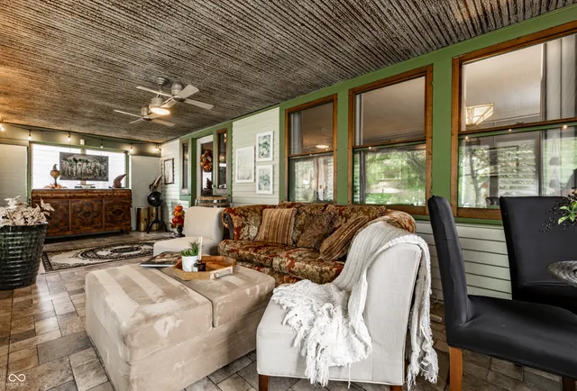 $535,000 | 675 Woodruff Pl W Drive, Indianapolis, IN 46201