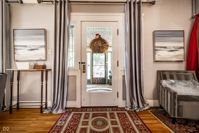 $535,000 | 675 Woodruff Pl W Drive, Indianapolis, IN 46201