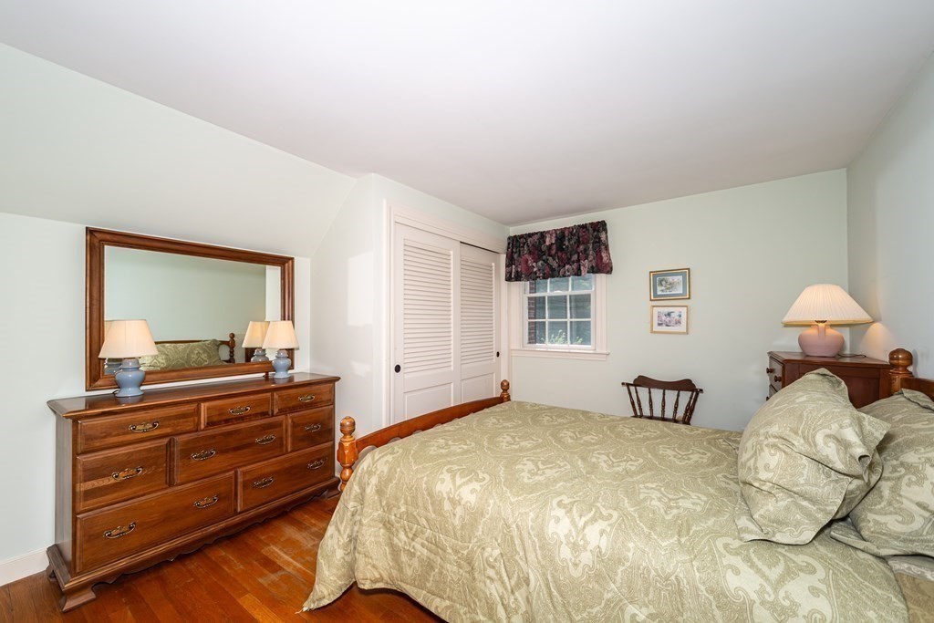 25 Valley Road Dover, MA 02030 - Photo 17 of 26 Gallery Image 17