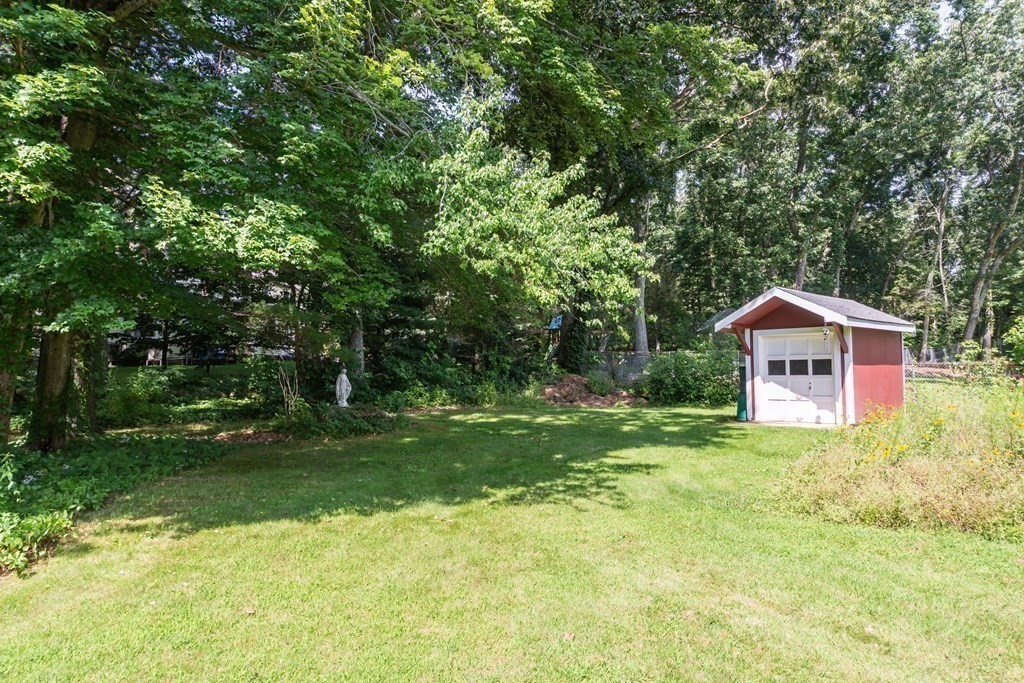25 Valley Road Dover, MA 02030 - Photo 23 of 26 Gallery Image 23