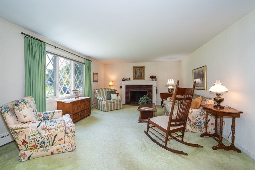 25 Valley Road Dover, MA 02030 - Photo 8 of 26 Gallery Image 8