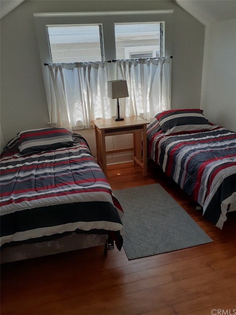 413 Ocean Avenue Seal Beach, CA 90740 - Photo 12 of 20