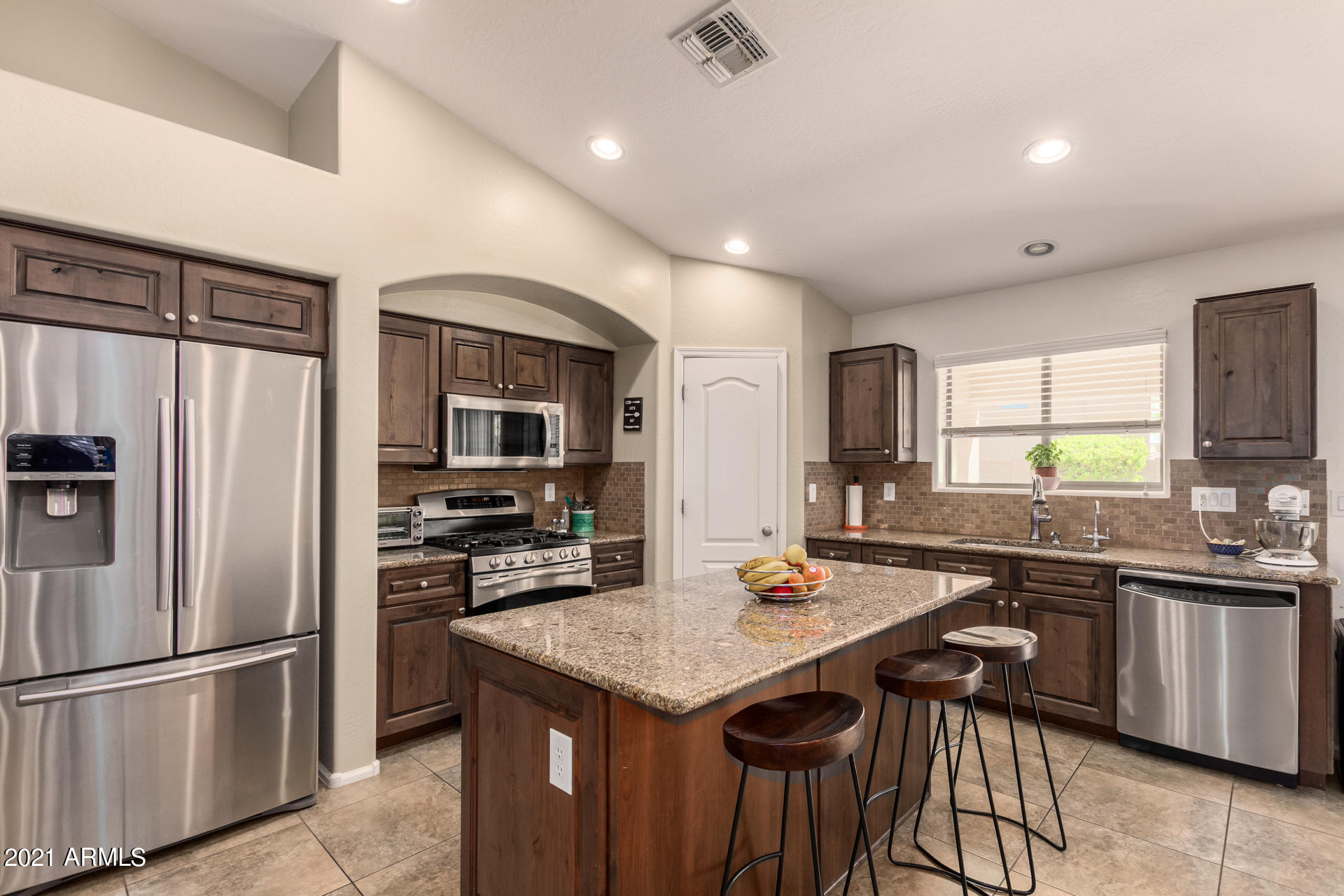 4237 East Folgers Road Phoenix, AZ 85050 - Photo 11 of 49 0016-16 - Folgers