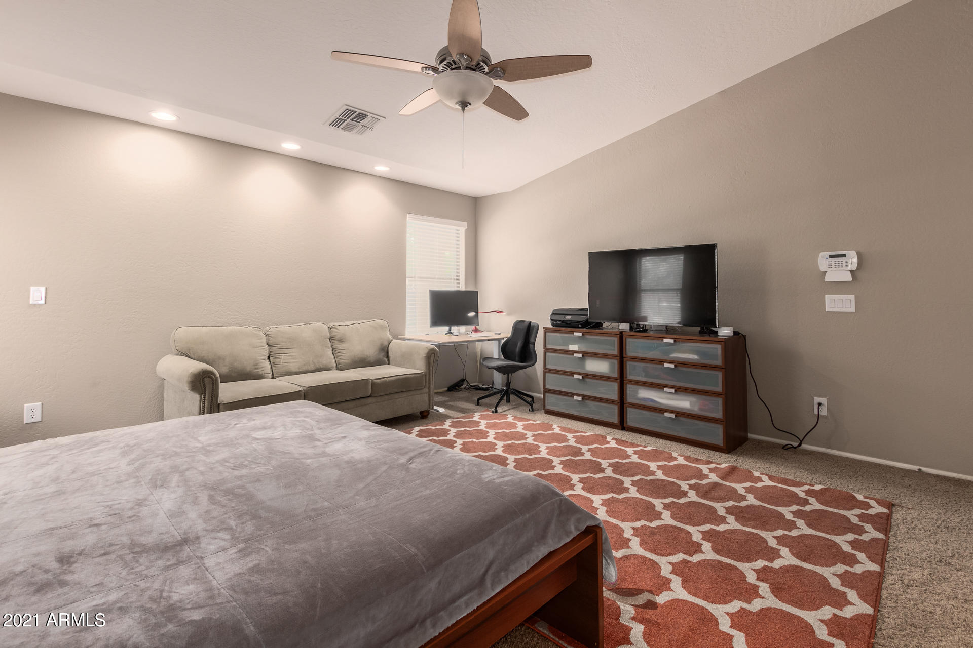 4237 East Folgers Road Phoenix, AZ 85050 - Photo 16 of 49 0017-17 - Folgers