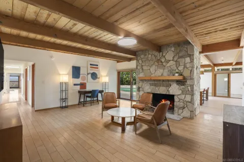 $2,700,000 | 1226 Vía Del Cerro, Vista, CA 92084