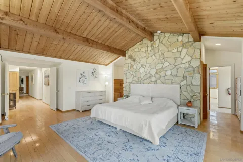 $2,700,000 | 1226 Vía Del Cerro, Vista, CA 92084