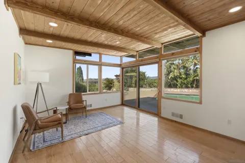 $2,700,000 | 1226 Vía Del Cerro, Vista, CA 92084