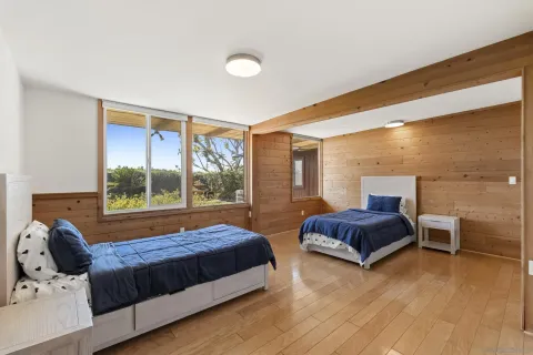$2,700,000 | 1226 Vía Del Cerro, Vista, CA 92084