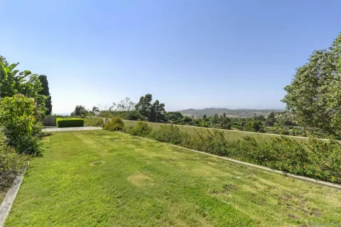 $2,700,000 | 1226 Vía Del Cerro, Vista, CA 92084