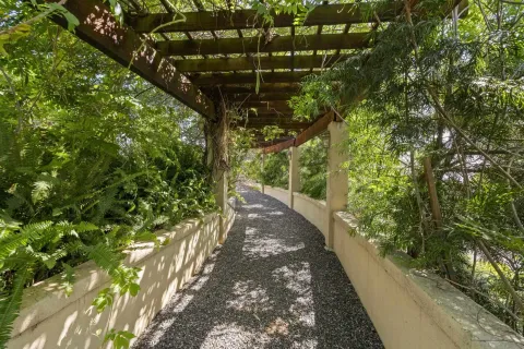 $2,700,000 | 1226 Vía Del Cerro, Vista, CA 92084