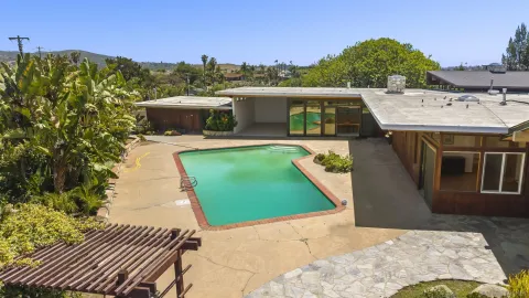 $2,700,000 | 1226 Vía Del Cerro, Vista, CA 92084