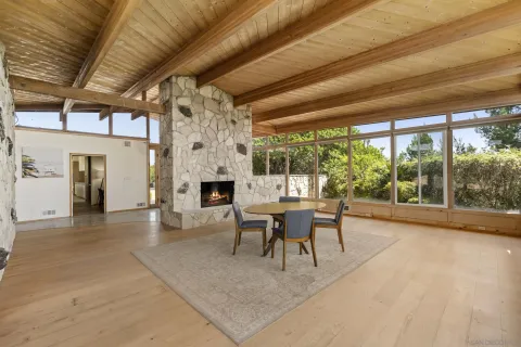 $2,700,000 | 1226 Vía Del Cerro, Vista, CA 92084