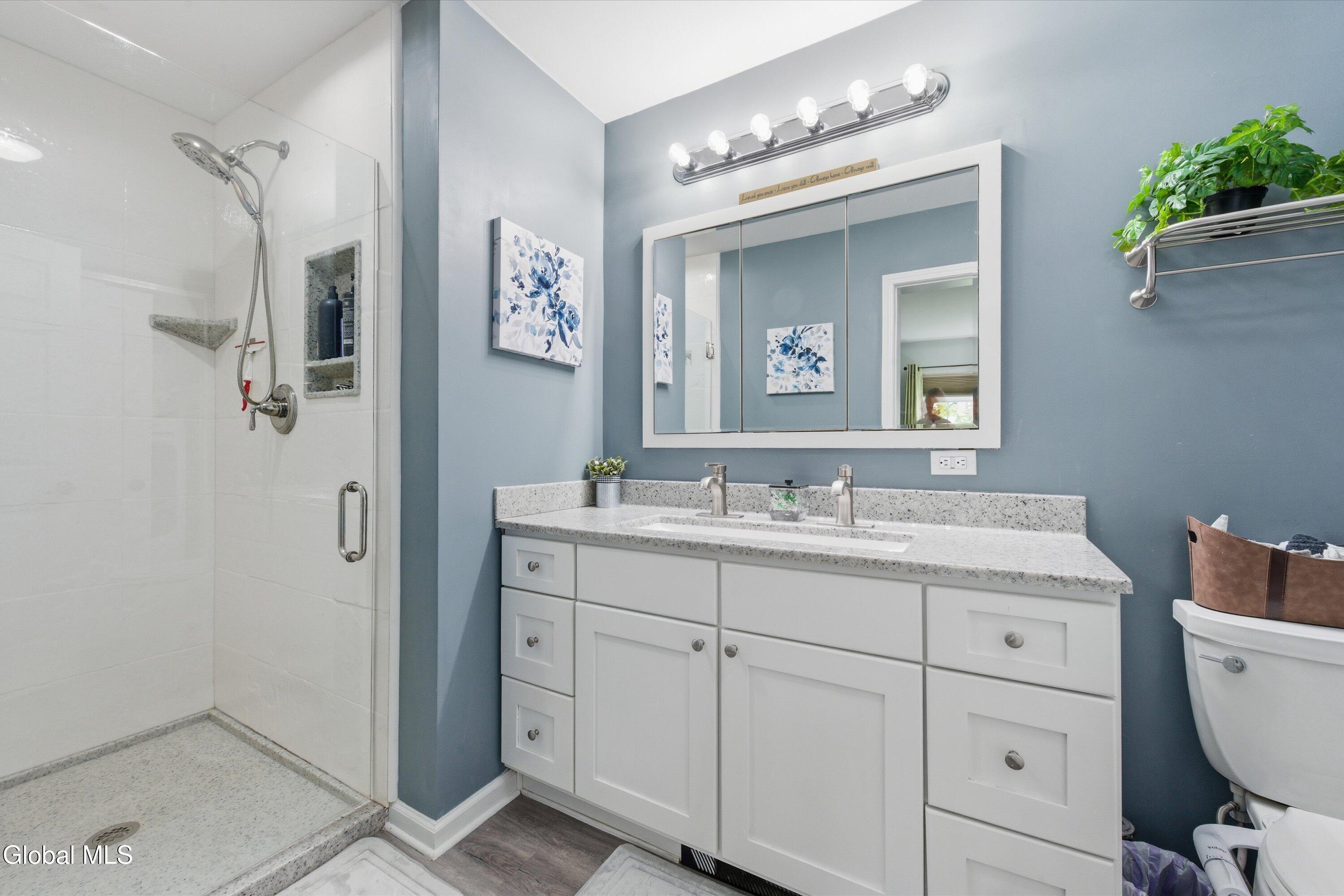 4184 Silver Beach Road Malta, NY 12020 - Photo 13 of 29 Bathroom