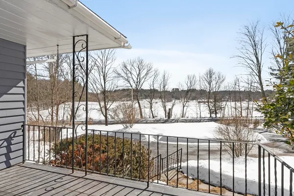 $649,000 | 12 South Acton Road, Stow, MA 01775