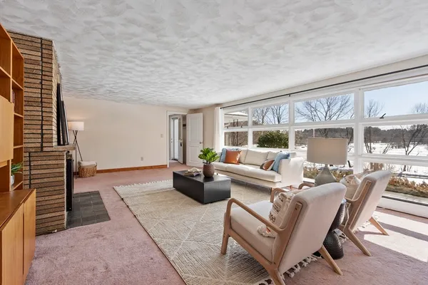 $649,000 | 12 South Acton Road, Stow, MA 01775