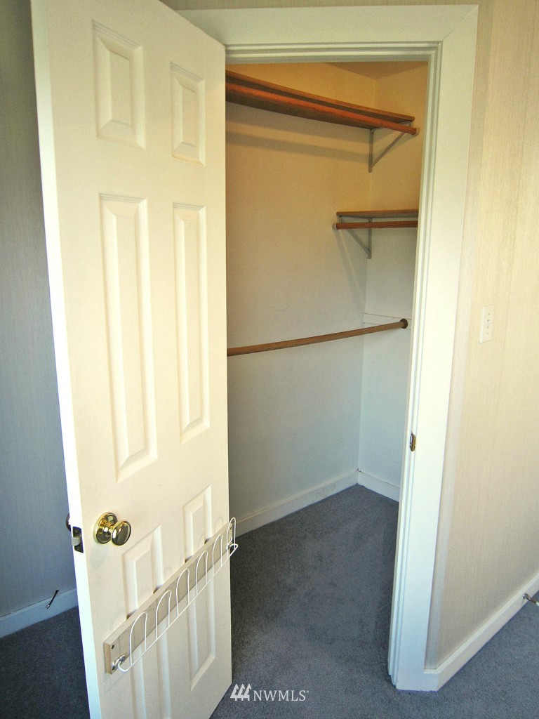417 Decatur Street Northwest Olympia, WA 98502 - Photo 14 of 25 Gallery Image 14