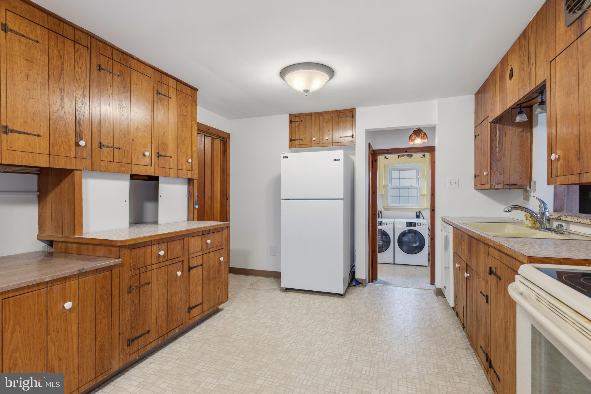 134 Spring Avenue Hatboro, PA 19040 - Photo 8 of 31