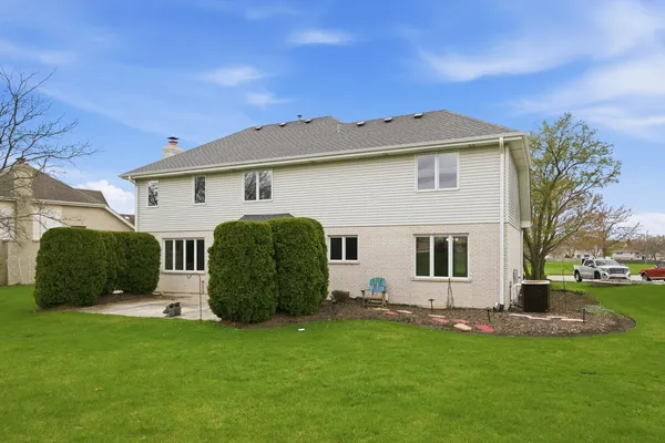 $499,900 | 572 Bishops Gate, New Lenox, IL 60451